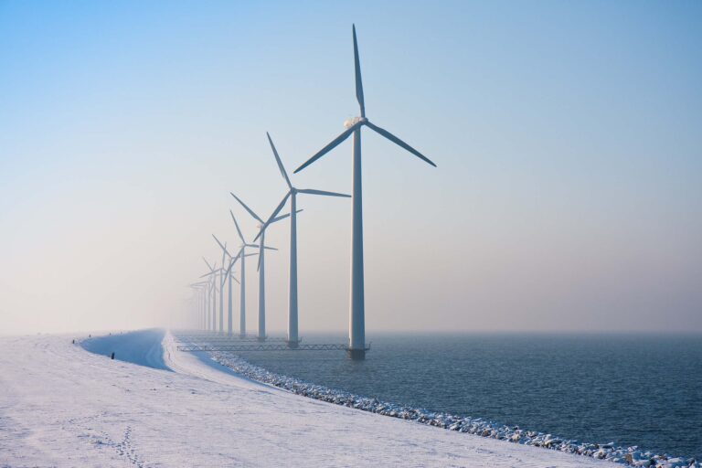 Wind turbines in an extreme low-temperature coastal environment